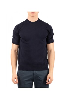 tee-shirt-elegant-pour-homme
