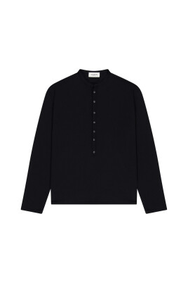 black-long-sleeve-straight-hem-tee