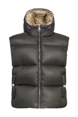 puffer-vest-with-hood