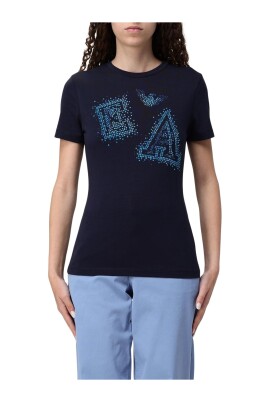 graphic-tee-with-unique-print-design