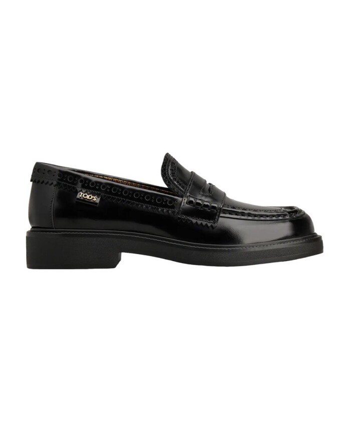 mocassin-en-cuir-noir-semelle-en-caoutchouc