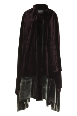 velvet-cape-with-front-hidden-fastening
