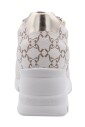 stylish-sneaker-in-torbole