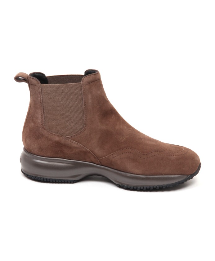 interactive-chelsea-suede-shoe-in-pipa