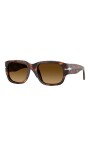 lunettes-de-soleil-elegantes-en-teinte-brune
