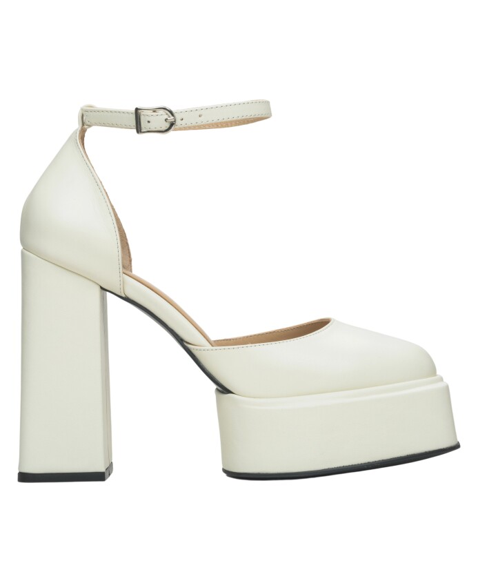 lichtbeige-leren-platformsandalen
