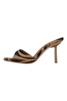 Resort Mules