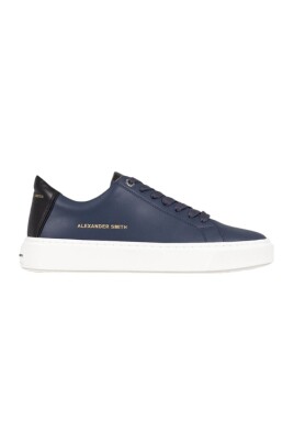 casual-sneakers-for-everyday-wear