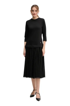 Taren Dress