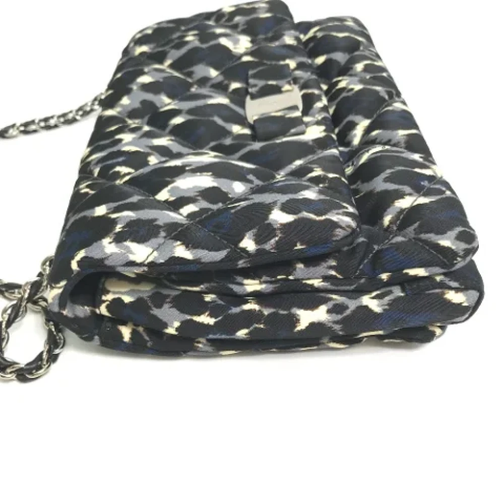 Salvatore Ferragamo Pre-owned Fabric shoulder-bags Black Dames