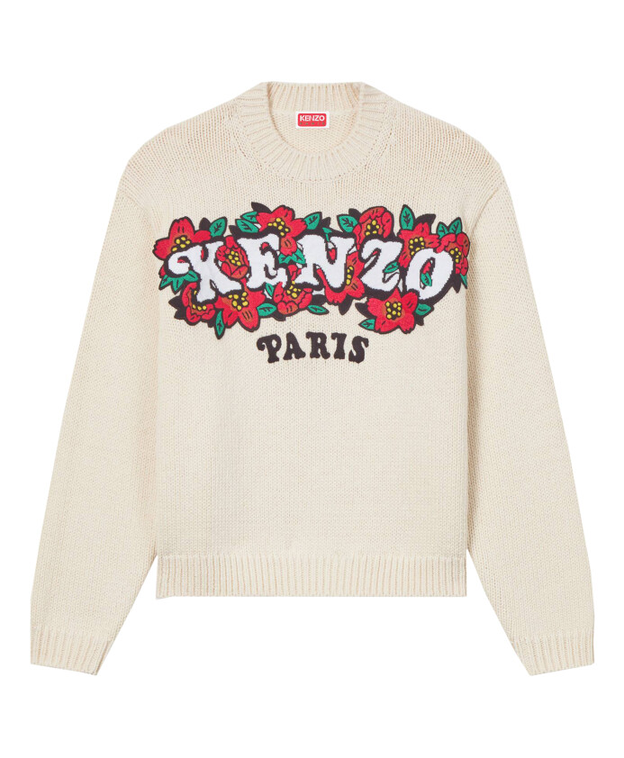 white-sweater-with-boke-flowers