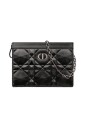 leren-etui-met-kettingriem