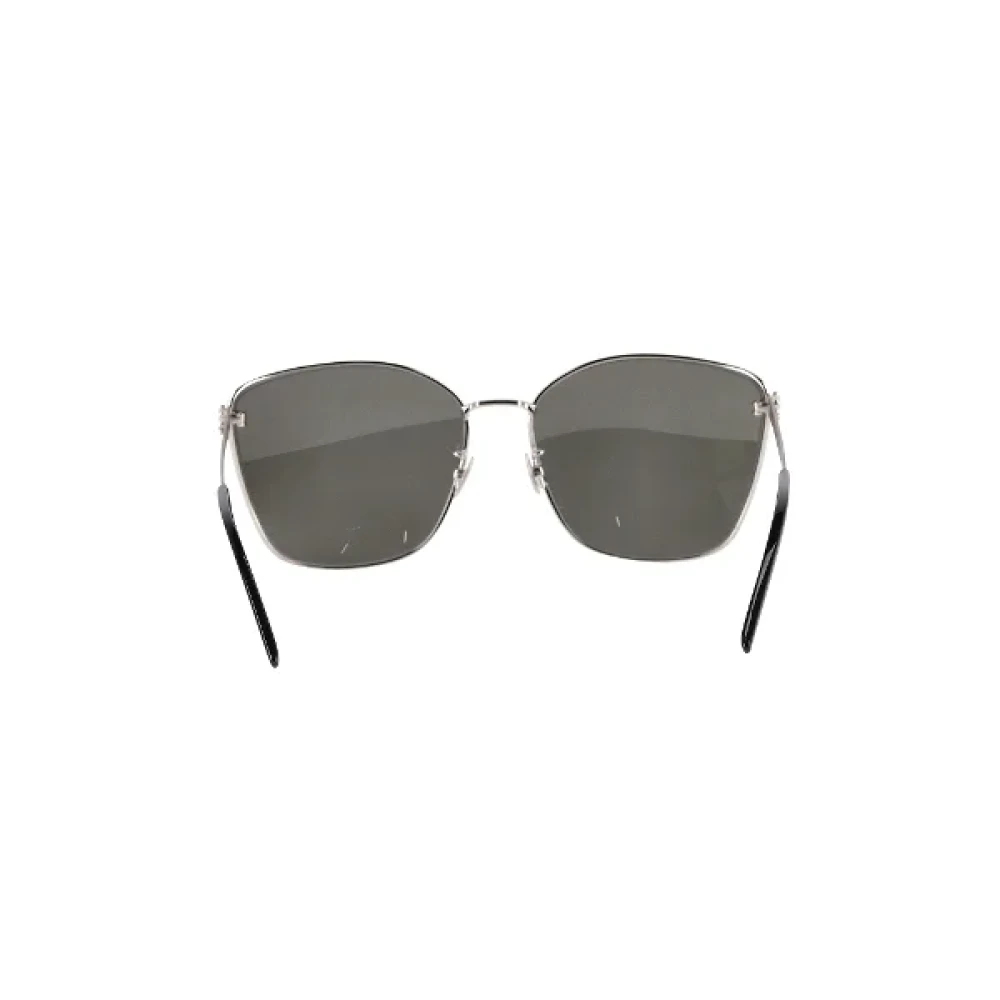 Saint Laurent Vintage Pre-owned Metal sunglasses Gray Dames
