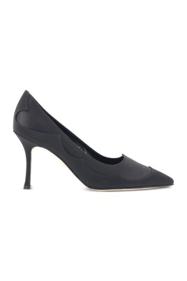 escarpins-noirs-en-soie-et-cuir-a-bout-pointu