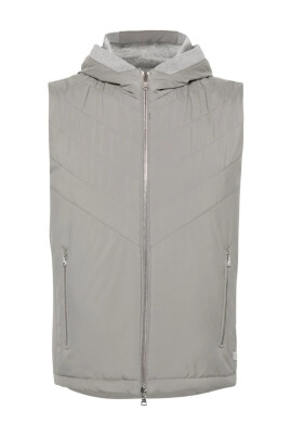 hooded-gilet