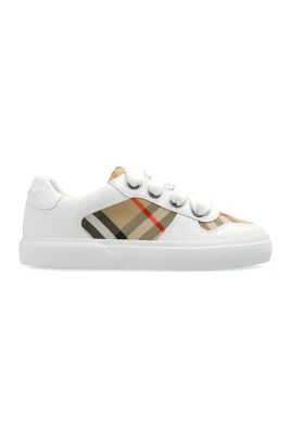 Sneakers med rutigt mönster
