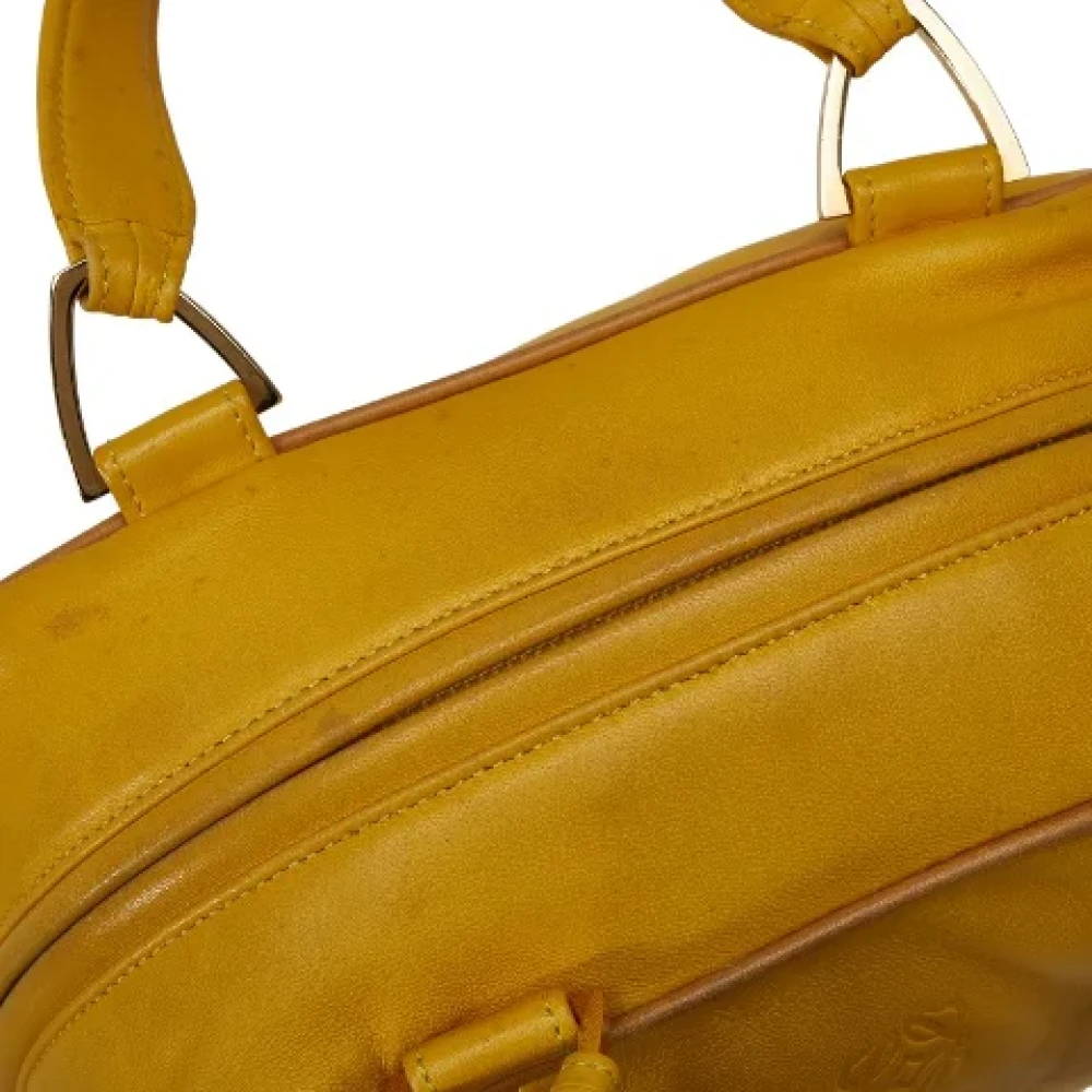 Loewe Pre-owned Leather handbags Yellow Dames