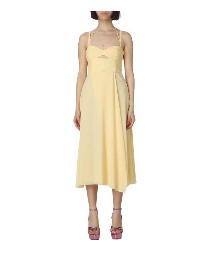 robe-jaune-plissee-a-ligne