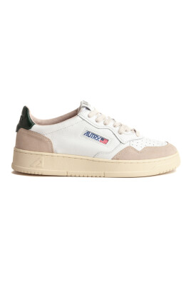 vintage-white-leather-sneakers