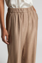 glanzende-viscose-linnen-gabardine-broek