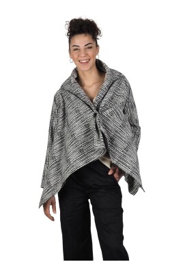 geometric-black-and-cream-jacket