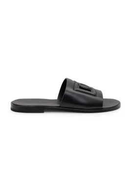 Kalvskinnsandal