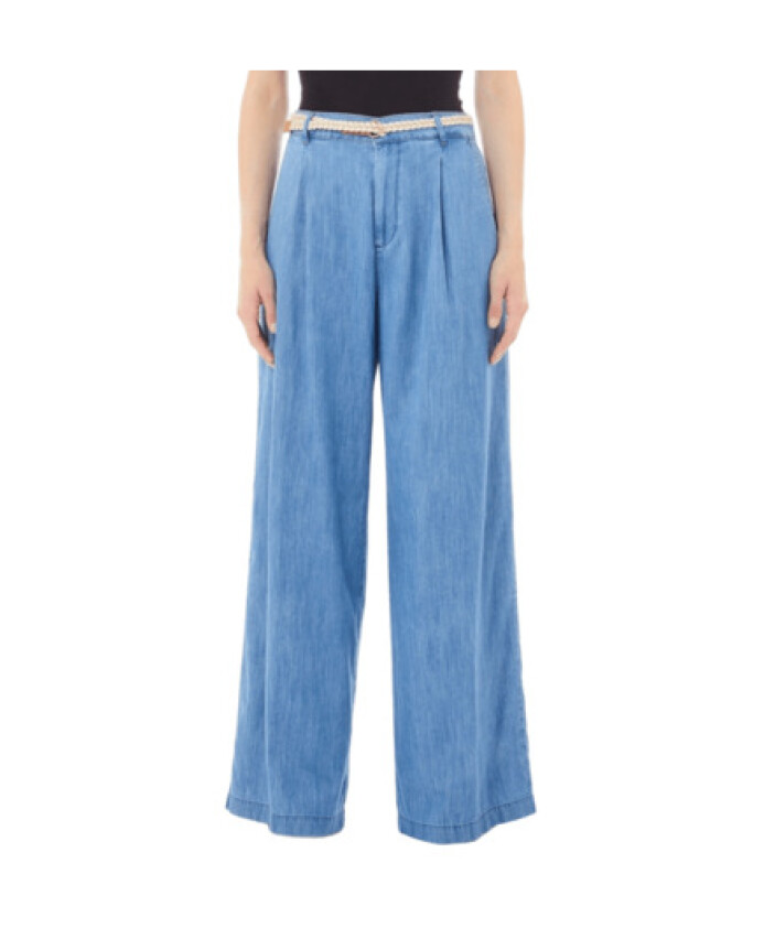 light-denim-trousers-for-women