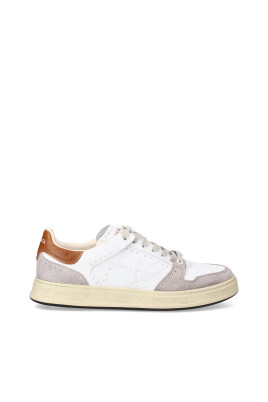 sneakers-en-cuir-blanc-elegants-confortables