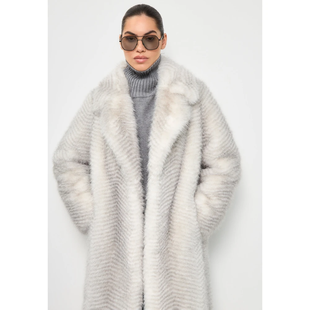 Cesare Gaspari Luxe Nep Bontjas Natalie Wit White Dames