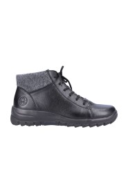 Black Casual Closed Booties