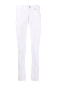 Slim-fit jeans