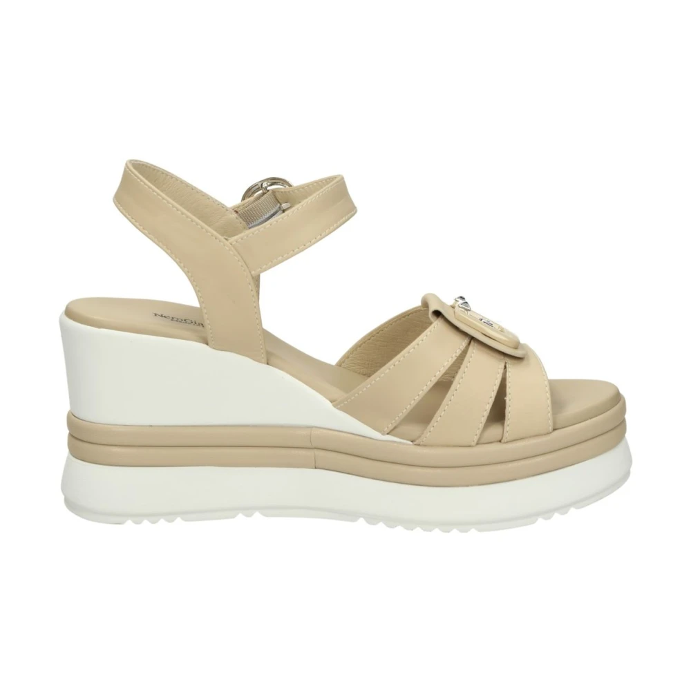 Shoes > Heels > Wedges - - Nerogiardini - Modalova