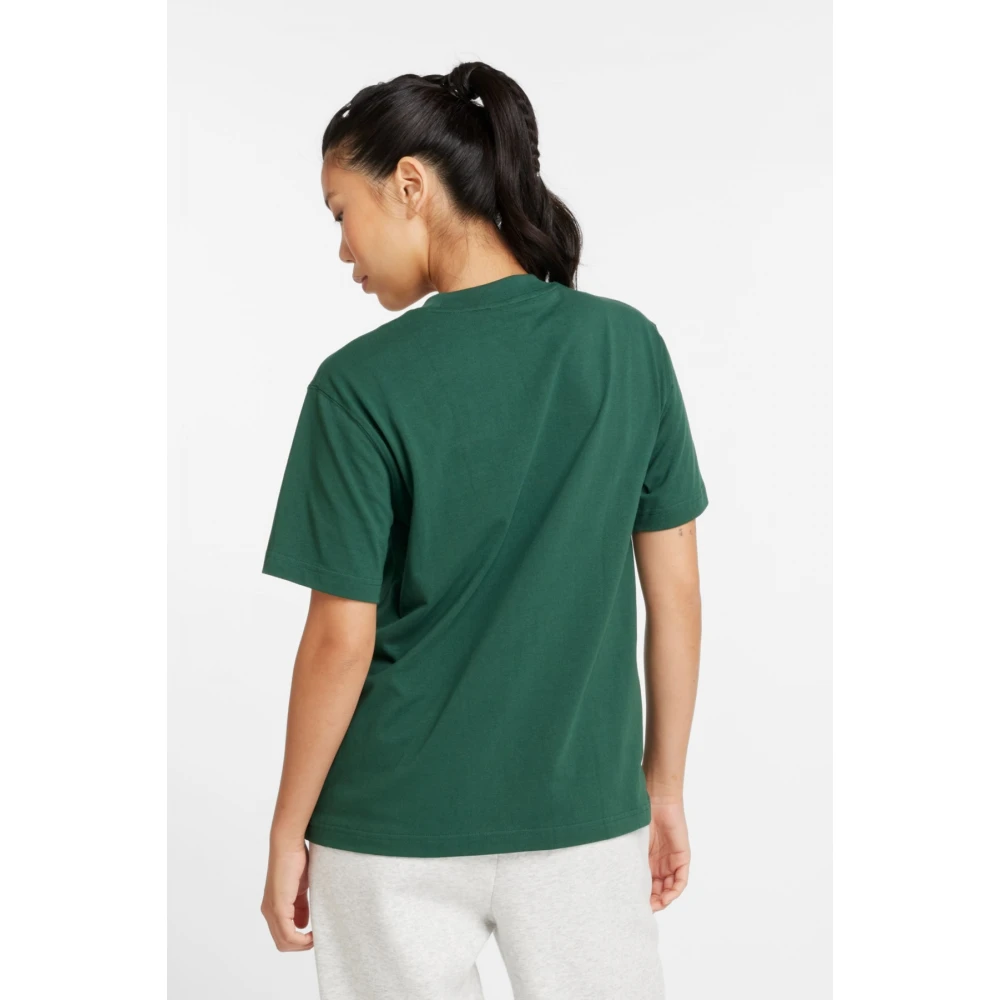 New Balance Athletics Oversized Crest T-Shirt Green Dames