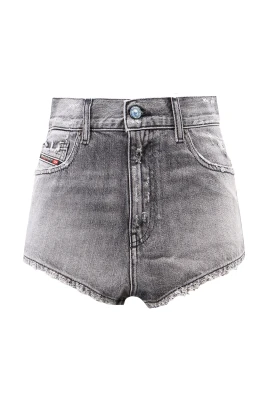 Distressed Short