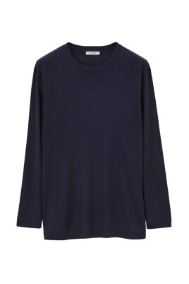 silk-long-sleeve-black-t-shirt