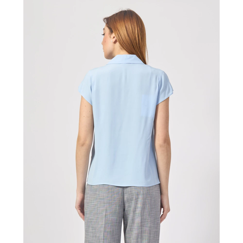 PATRIZIA PEPE Lichtblauwe mouwloze V-hals shirt Blue Dames
