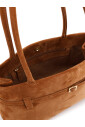 sac-en-daim-marron-avec-boucle-en-metal