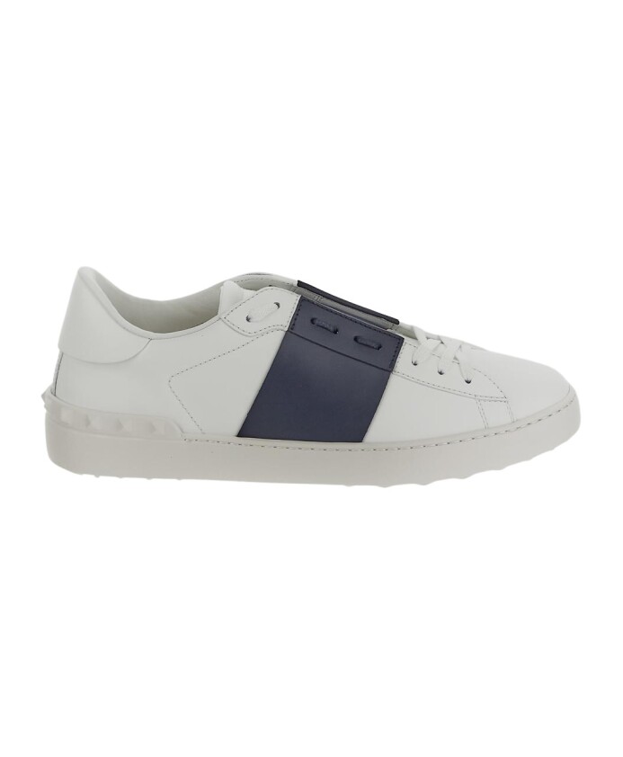 open-sneakers