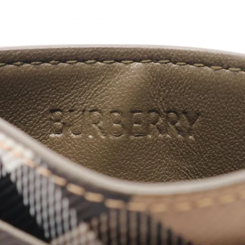 Burberry Vintage Pre-owned Coated canvas wallets Beige Dames