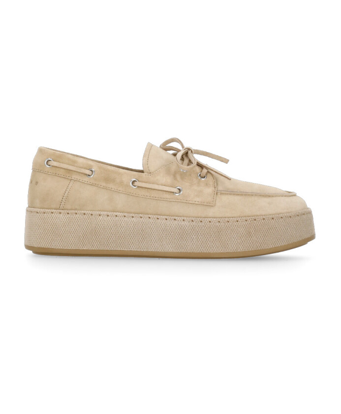 mocassins-en-daim-beige-avec-semelle-en-caoutchouc