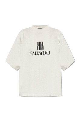 t-shirt-with-printed-logo