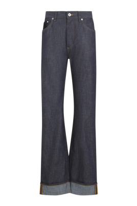 blue-jeans-classic-style-comfort-fit
