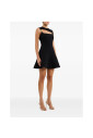 robe-noire-a-epaule-asymetrique-avec-decoupe