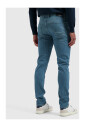 slim-fit-jeans
