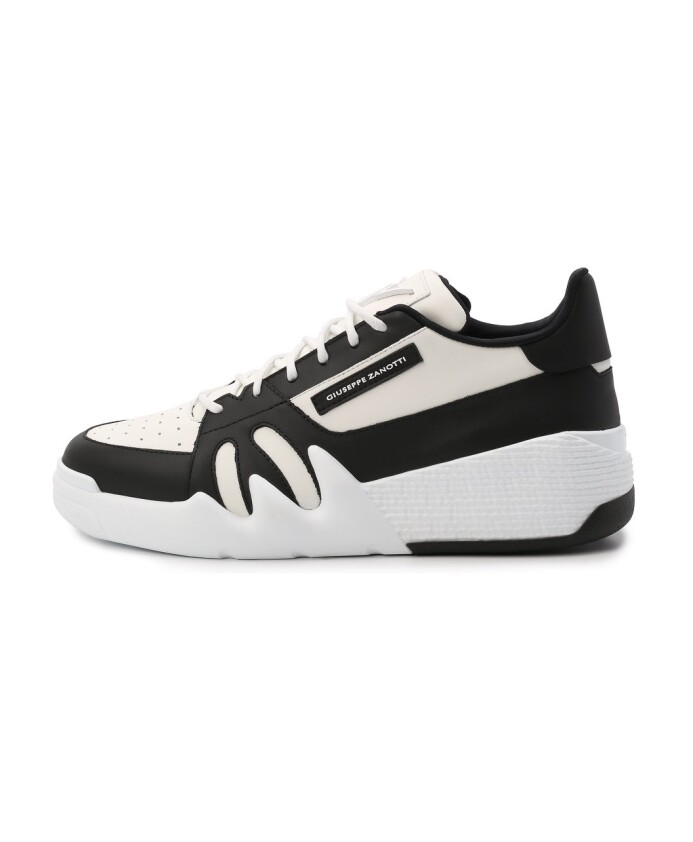 stylish-sneaker