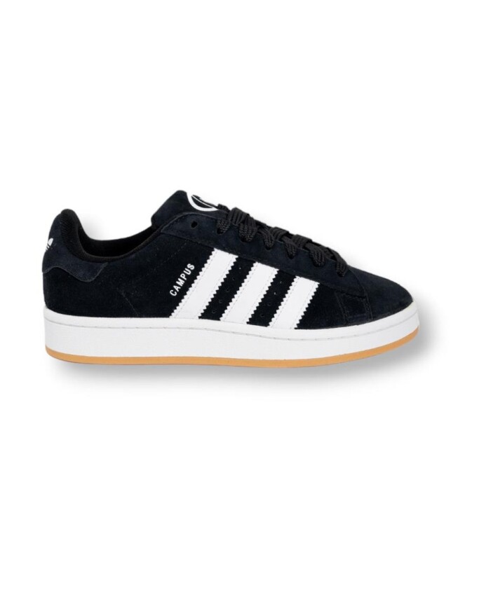 baskets-en-daim-noir-a-lacets