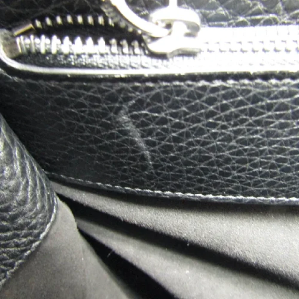 Valentino Vintage Pre-owned Leather shoulder-bags Black Dames