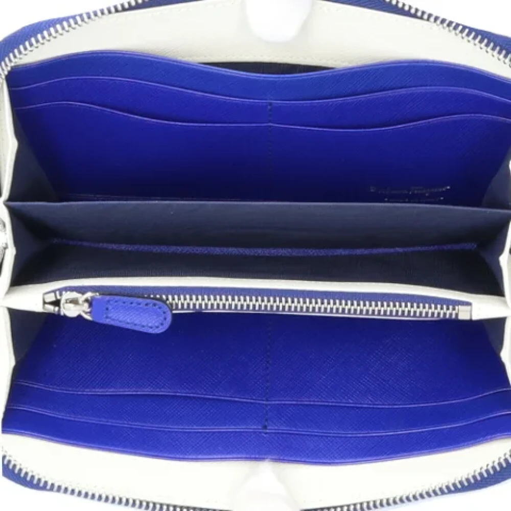 Salvatore Ferragamo Pre-owned Leather wallets Blue Dames