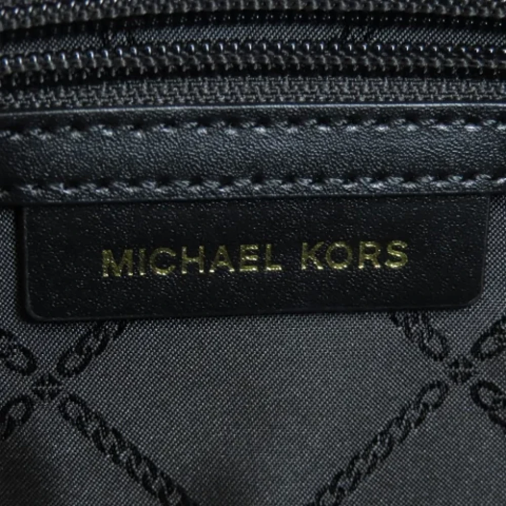 Michael Kors Pre-owned Plastic shoulder-bags Brown Dames