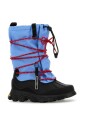 bottes-en-tissu-bleu-clair-metropeak